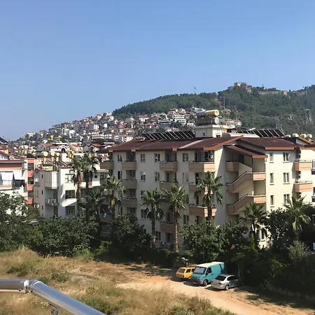 Serendi Aparthotel 3*