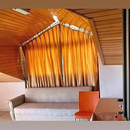 Serendi Aparthotel 3*