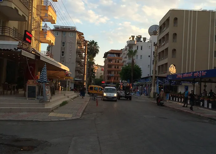 Serendi Aparthotel 3*